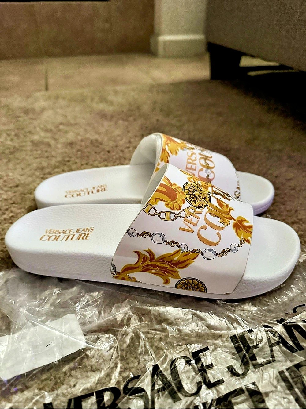 Versace Jeans Couture Fondo Shelly Dis SQ3 Sandals White Gold Size US 10